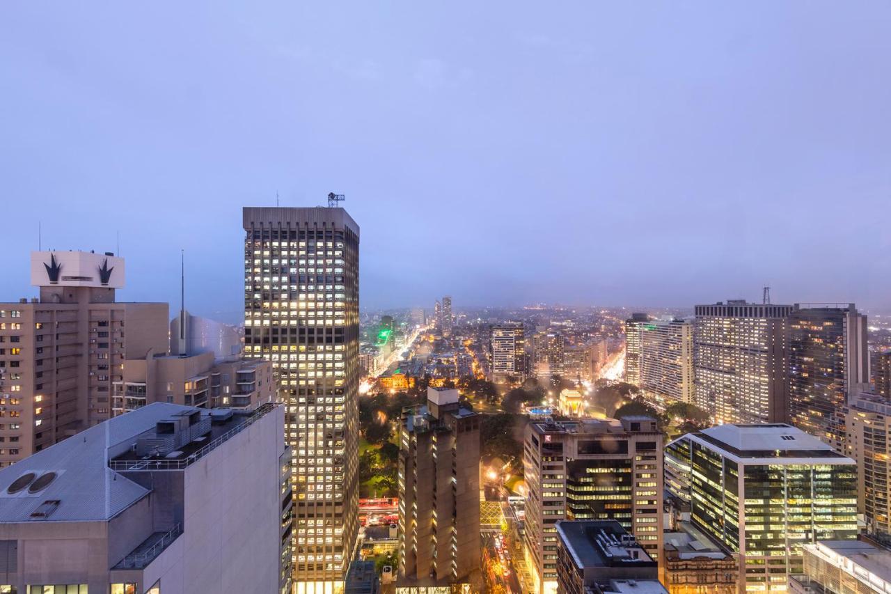 Meriton Suites Pitt Street, Sidney Dış mekan fotoğraf View of the city from the 10th floor of the hotel